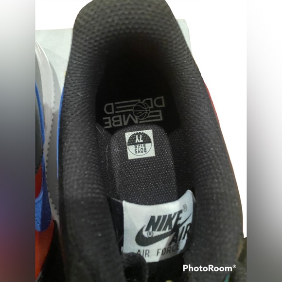 Nike Air Force 1 - Picture 10 of 14